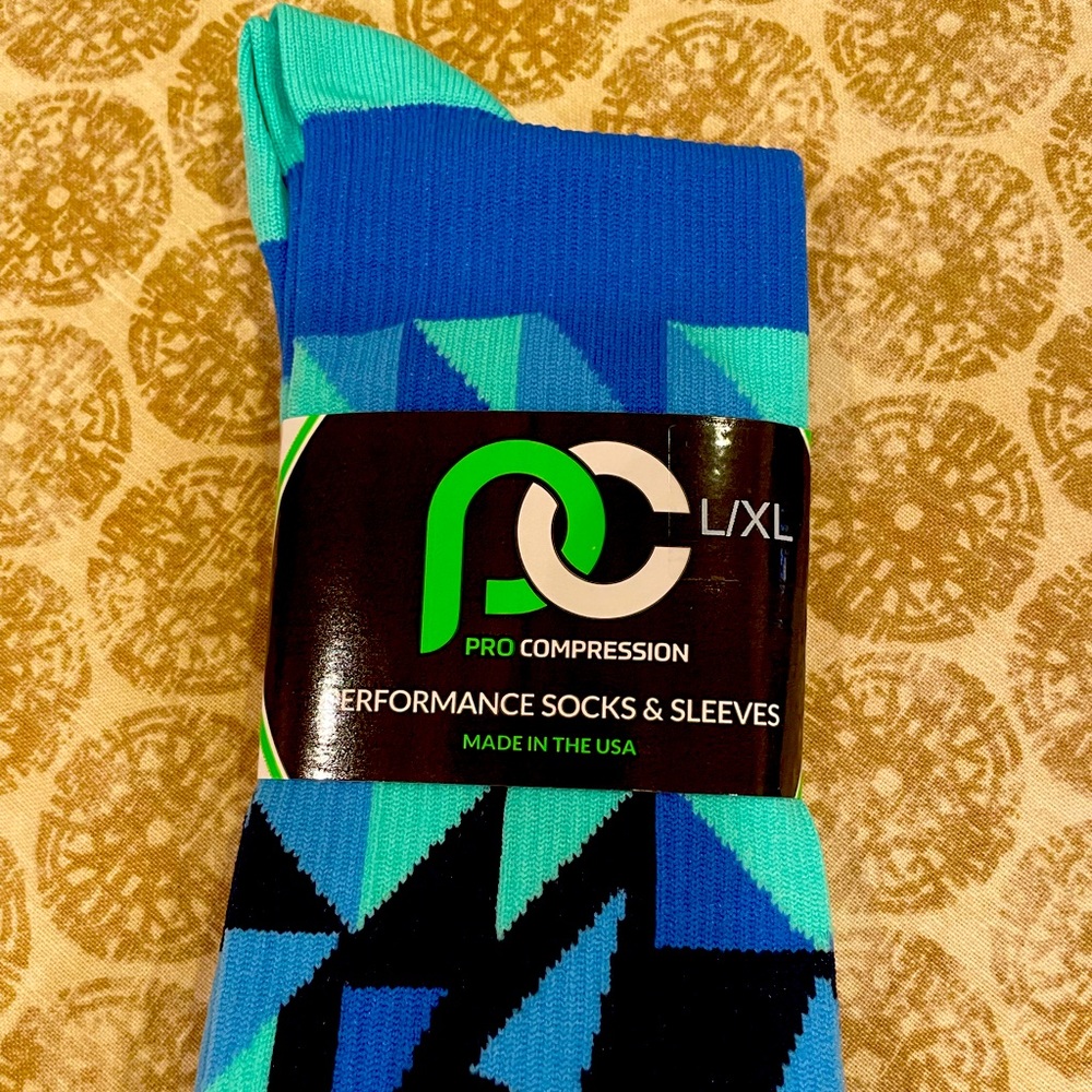 Pro Compression Marathon Blue Vertex socks.
